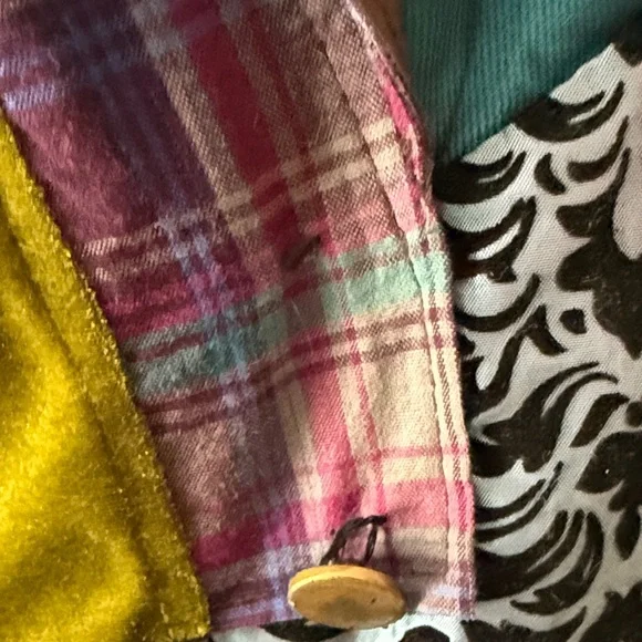 Olive Green Velvet Puff Sleeve Tailcoat Dress - Picture 7 of 11